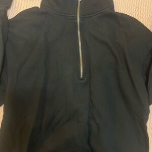 Universal Thread Women’s Black Zip-Up Sweater